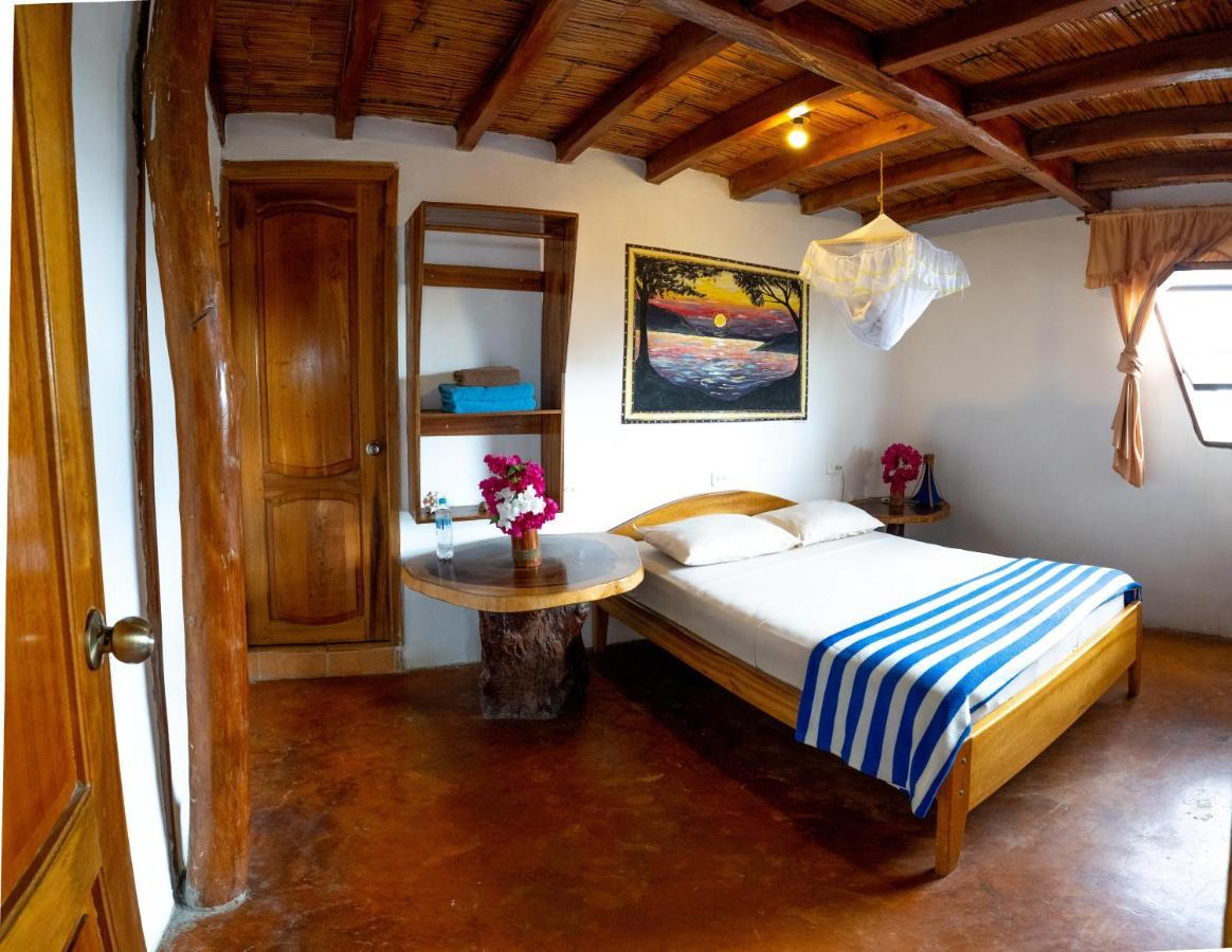 Hostal Rutamar Каноа Екстериор снимка