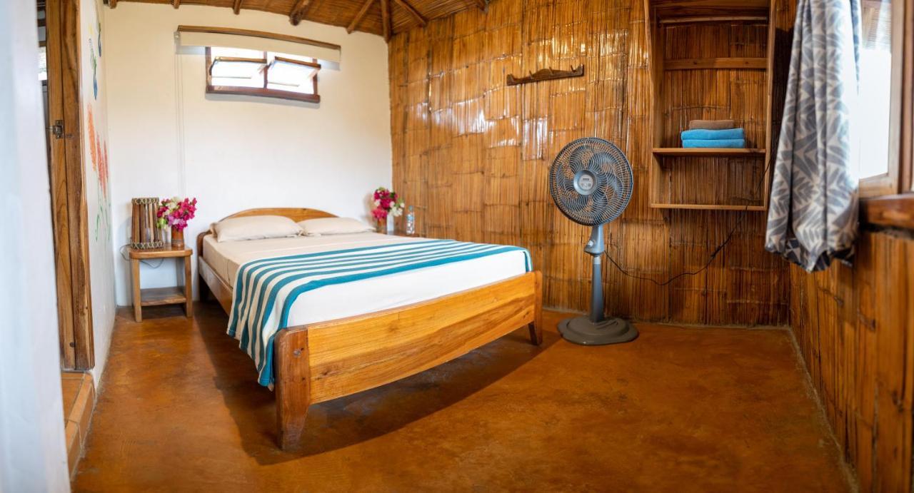 Hostal Rutamar Каноа Екстериор снимка
