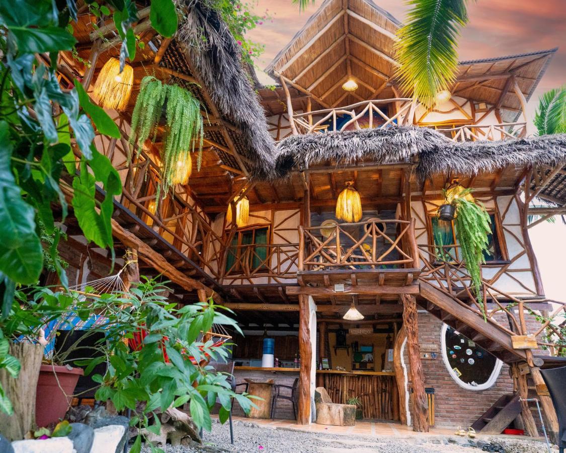 Hostal Rutamar Каноа Екстериор снимка