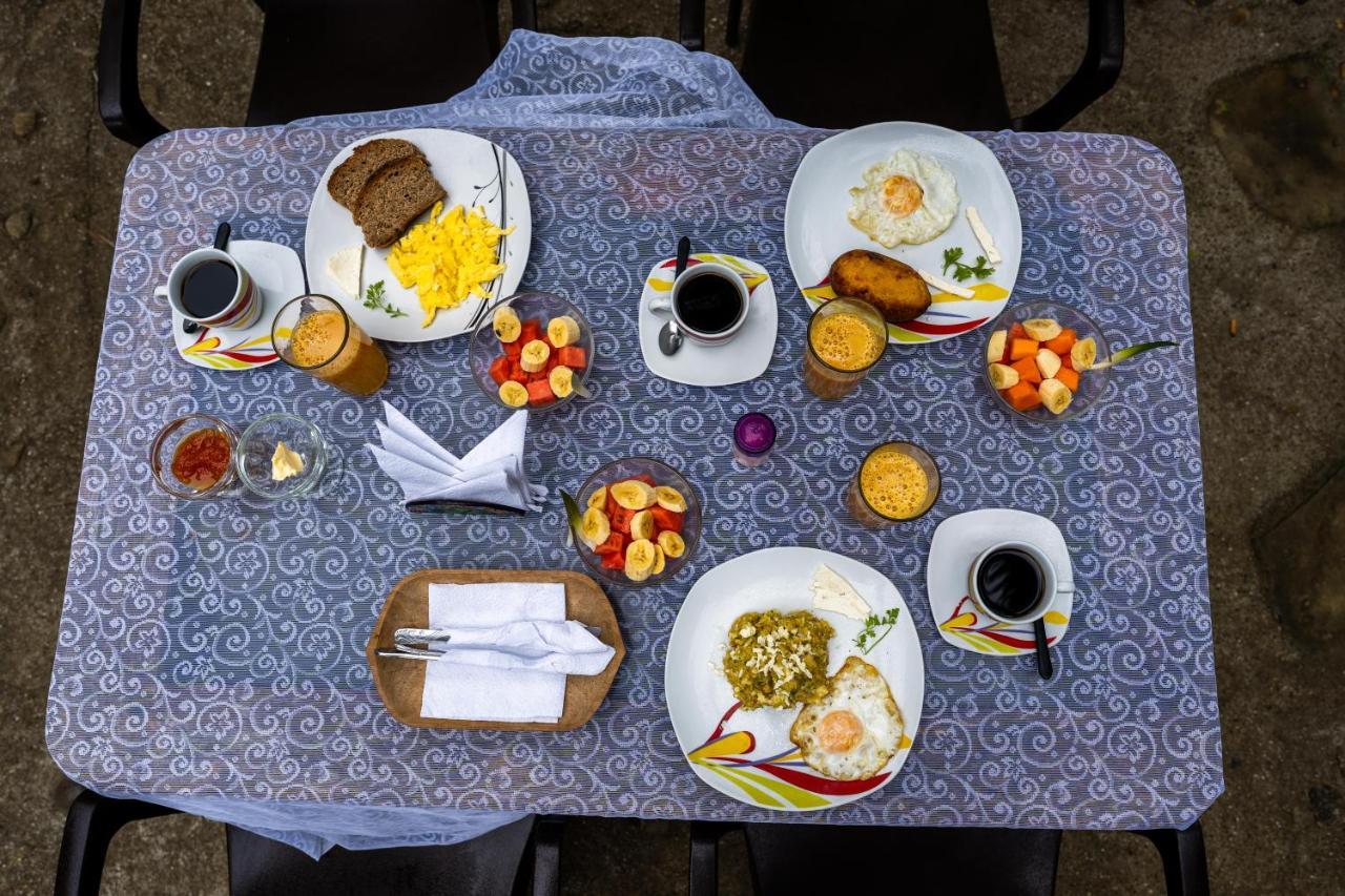 Hostal Rutamar Каноа Екстериор снимка