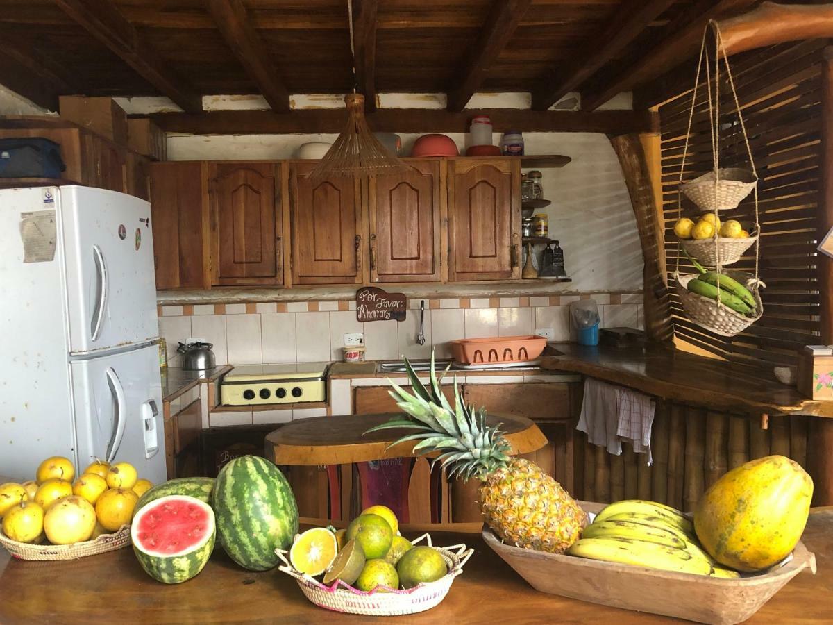Hostal Rutamar Каноа Екстериор снимка